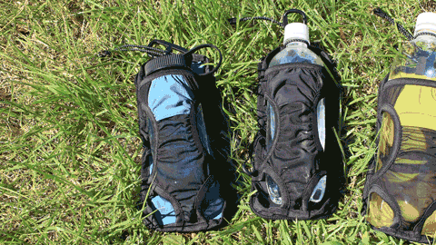 ペットボトルホルダー 使用シーン アウトドア 登山
