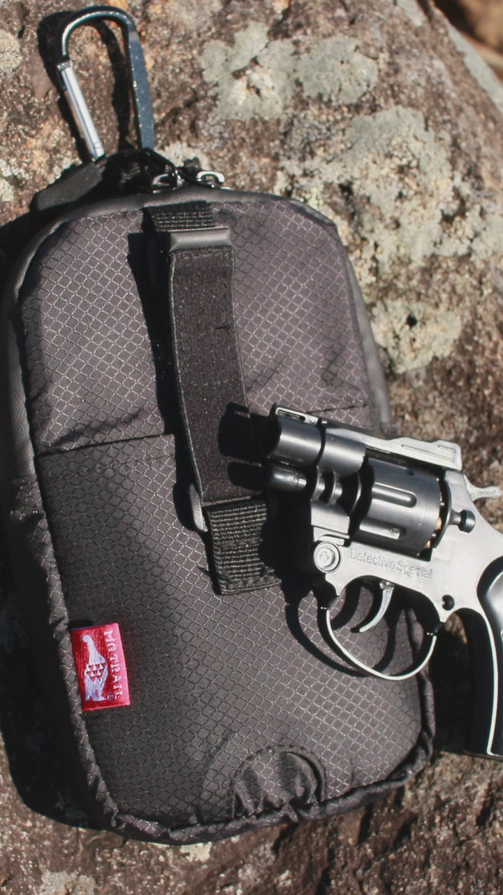 フリースタイルアウトドアポーチ スマホポーチ 熊除け 火薬キャップ銃 携帯